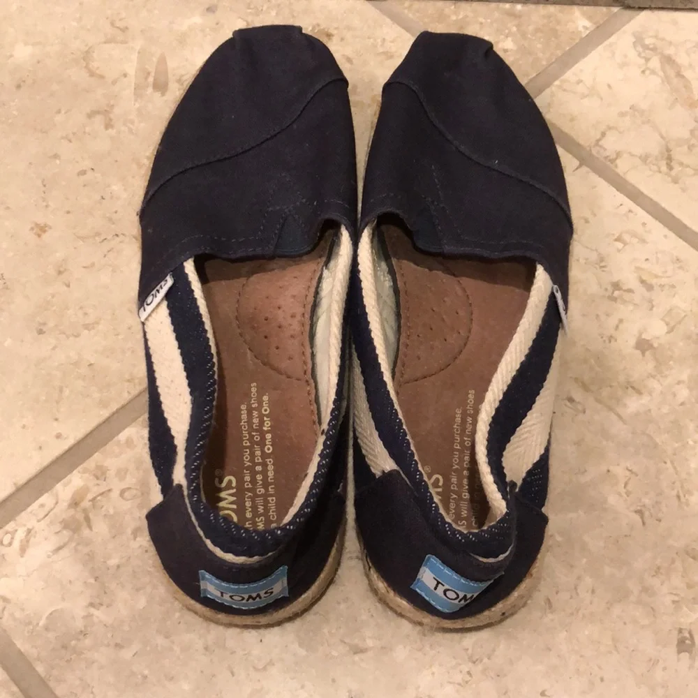 Toms woven canvas nautical stripe jute minimal slip on flat slipper espadrille